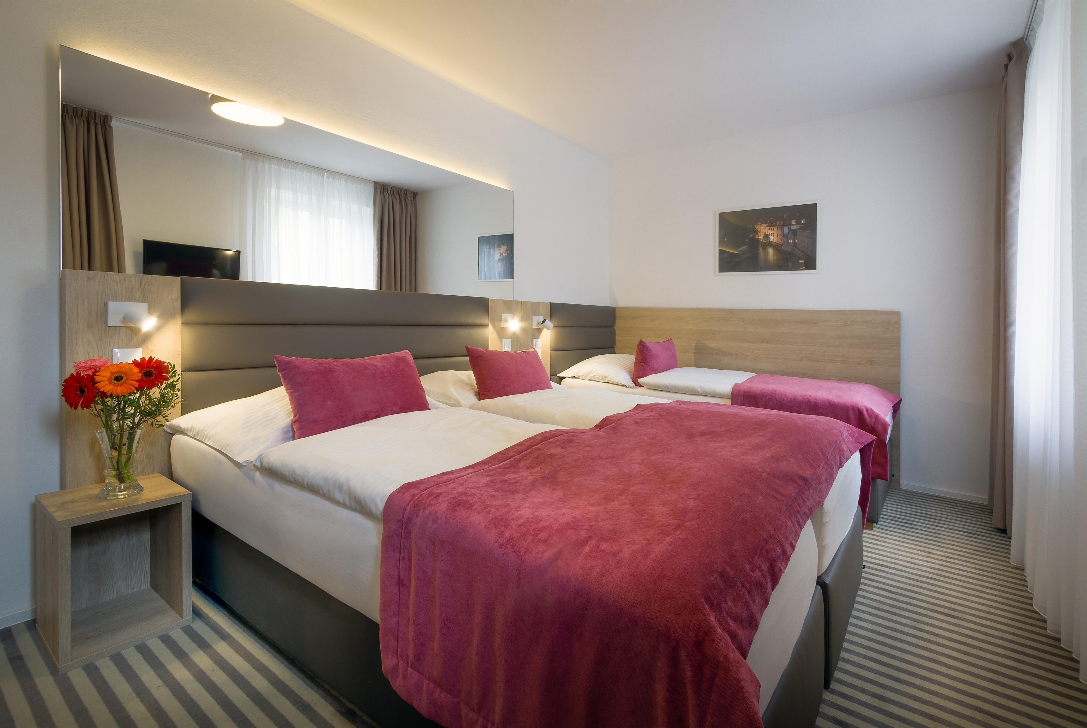 White Lion Hotell 4*