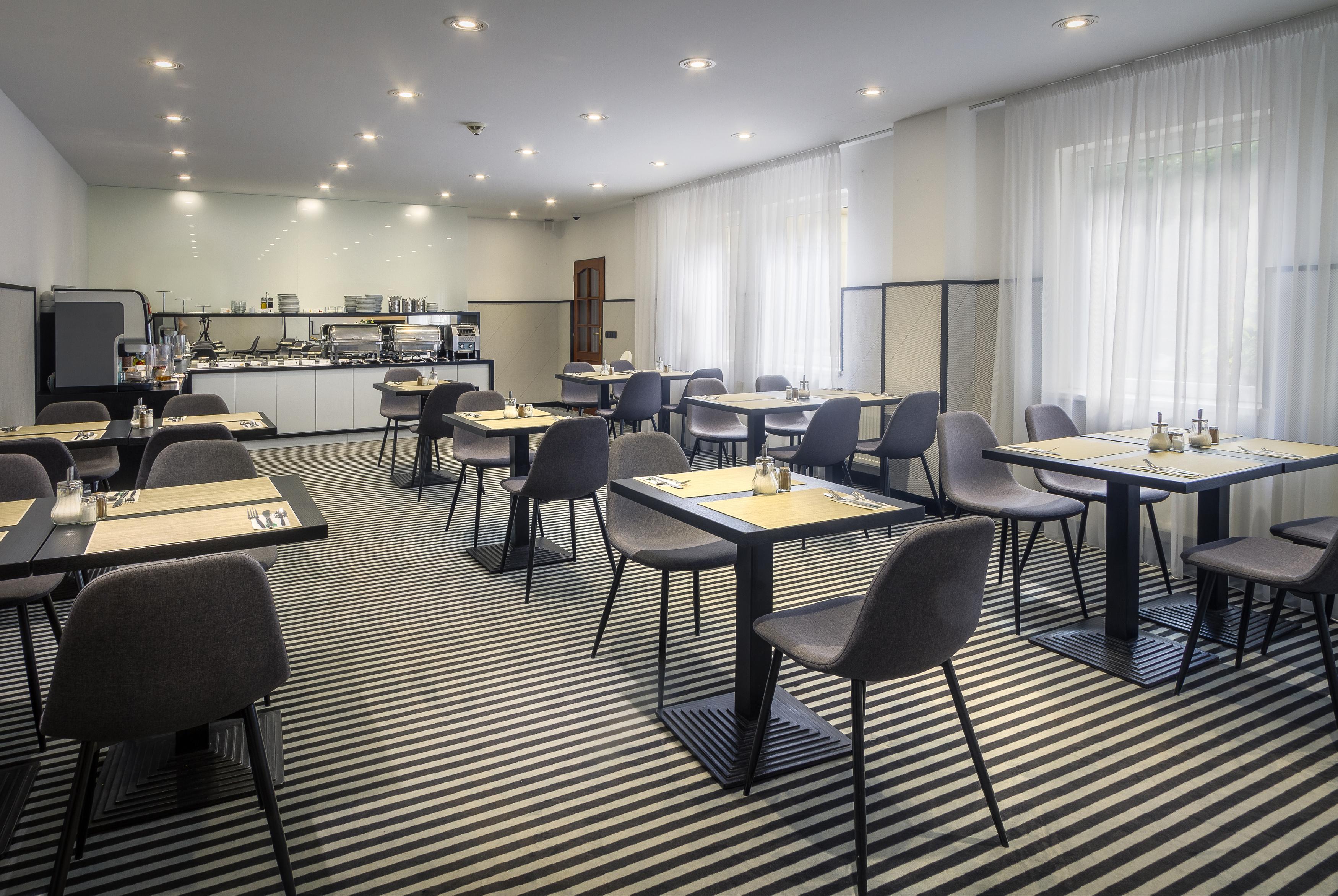 Hotell White Lion 4*