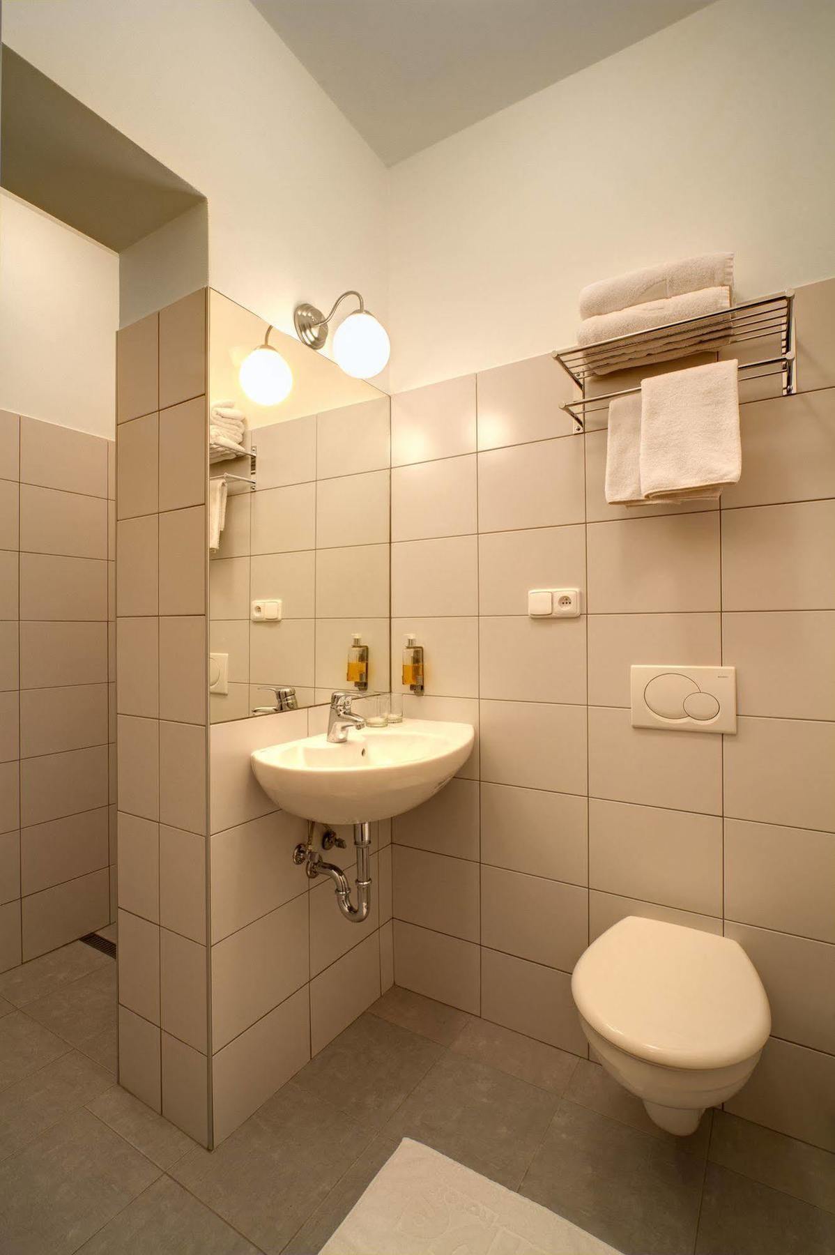 Hotell White Lion