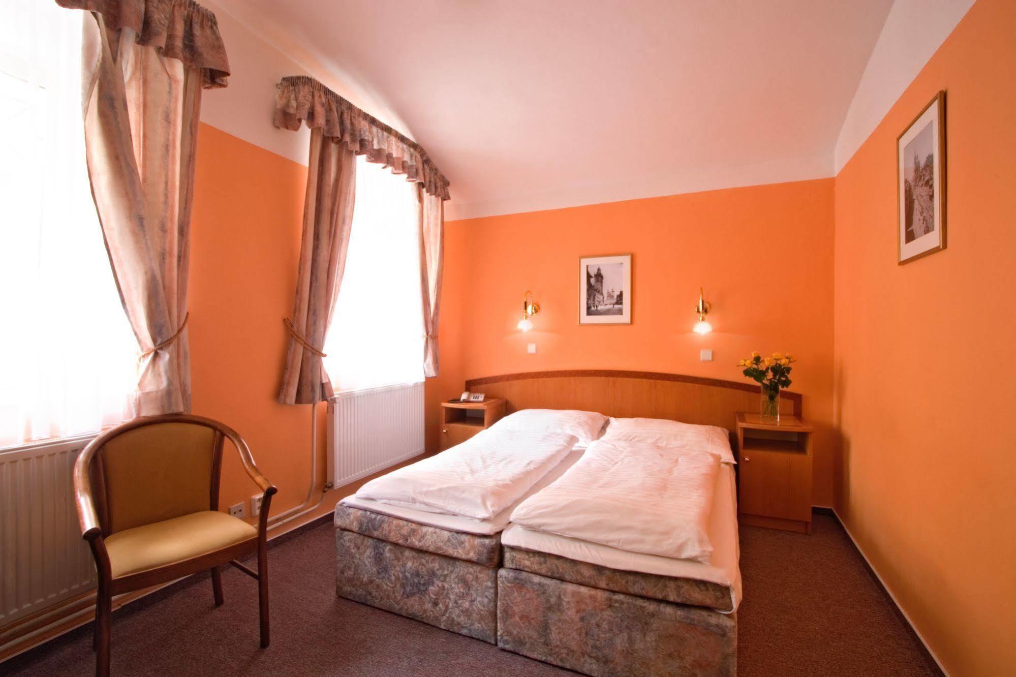 Hotell White Lion Prag
